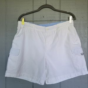 Columbia Sportswear Women's Performance Fishing Gear Shorts. Size M